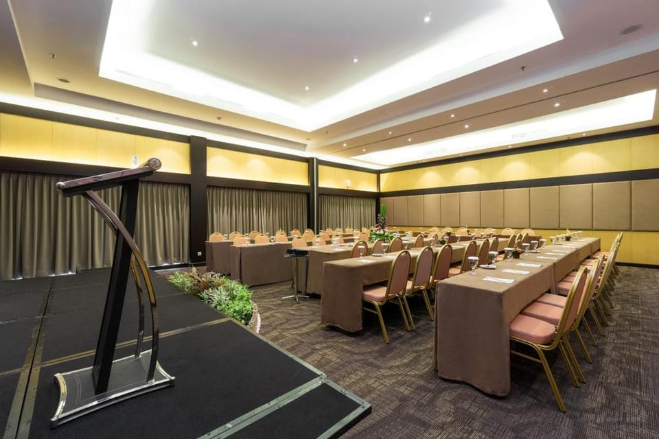 Quest Hotel Kuta by ASTON Hotel in Kuta