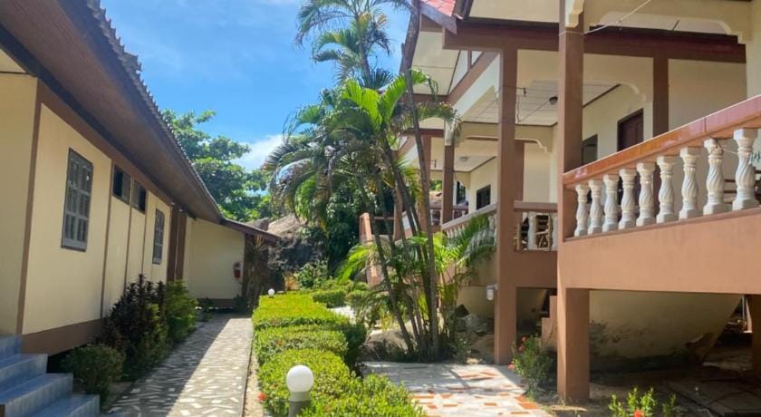 Paradise Lamai Beach Bungalow Hotel in Ko Samui