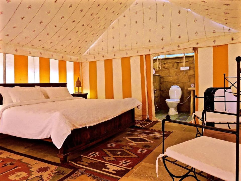 Damodra Desert Camp Luxury tent in Sindh