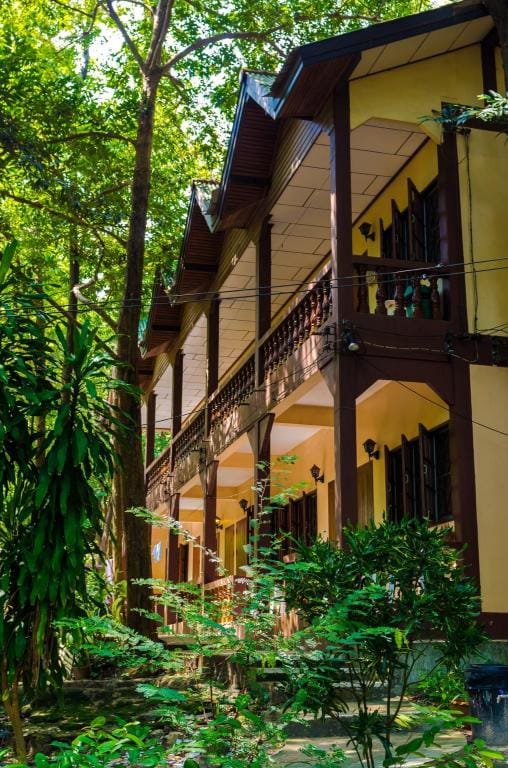 Lost Resort Bed and Breakfast in Phe