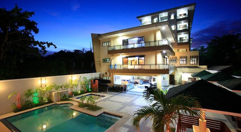Palmbeach Resort & Spa Resort in Lapu-Lapu City