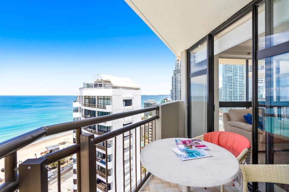 Beachcomber Resort Apartment hotel in Surfers Paradise