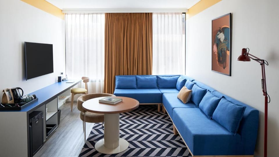 Ovolo Laneways Hotel in Melbourne