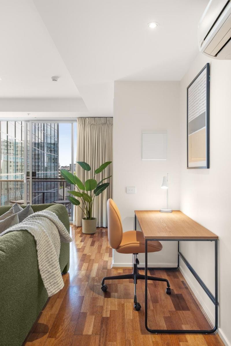 Oaks Melbourne on Lonsdale Suites Apartment hotel in Melbourne