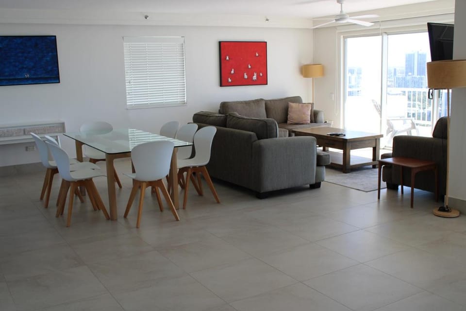 Marriner Views Apartment hotel in Surfers Paradise