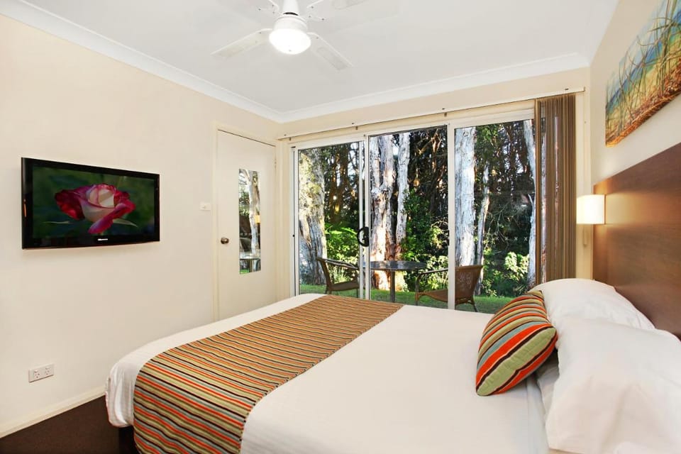 Flynns on Surf Beach Villas Campground/ 
RV Resort in Port Macquarie