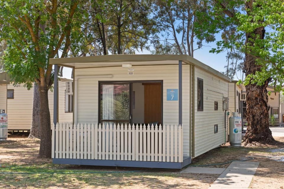 Discovery Parks - Moama West Campground/ 
RV Resort in Echuca