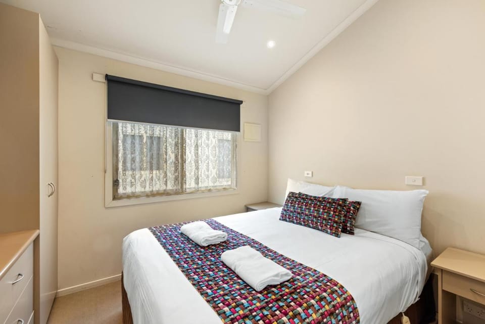 Discovery Parks - Lake Hume, Victoria Campground/ 
RV Resort in Victoria