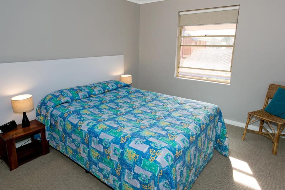 Dolphin Lodge Albany - Self Contained Apartments at Middleton Beach Apartment in Albany