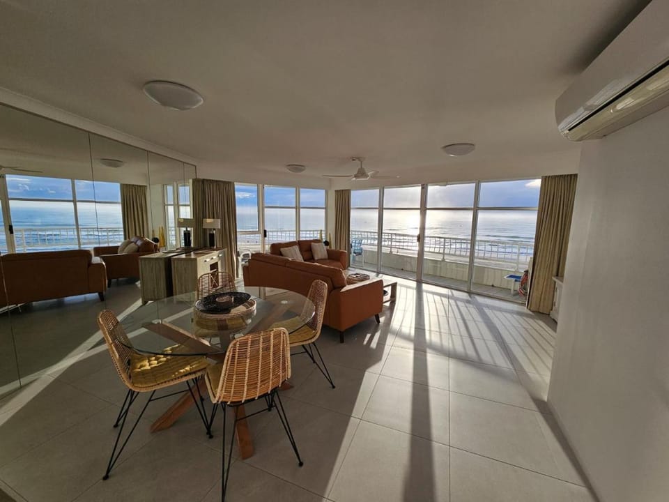 19th Avenue on the Beach Apartment hotel in Palm Beach