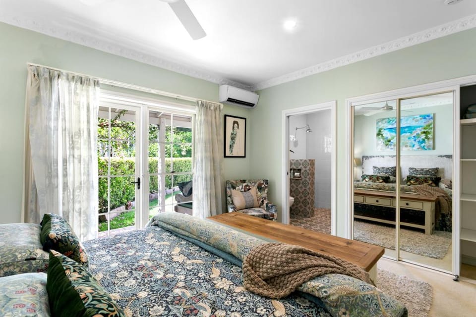 Noosa Valley Manor B&B Bed and Breakfast in Sunshine Coast