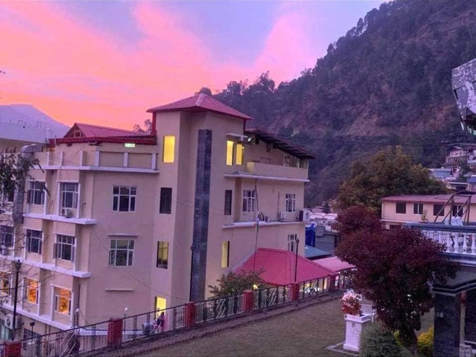 Hotel Ashiana Regency Hotel in Himachal Pradesh