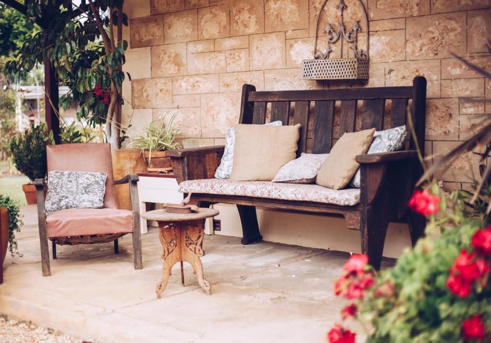 Strathbourne Accommodation - Hamilton House Hotel in Strathalbyn