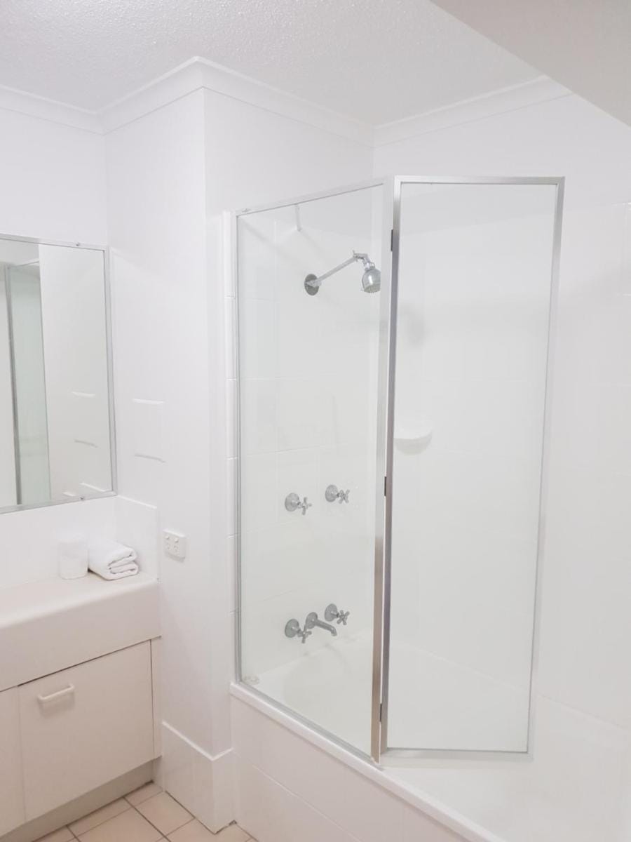 Bayviews and Harbourview Holiday Apartments Apartment hotel in Sunshine Coast