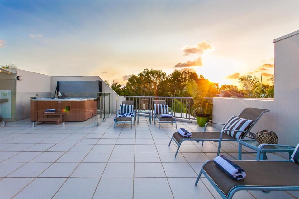 Noosa Tropicana Apartment hotel in Noosa Heads