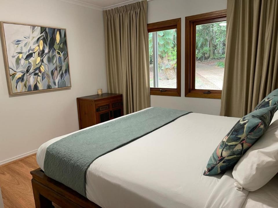 Pethers Rainforest Retreat Bed and Breakfast in Tamborine Mountain