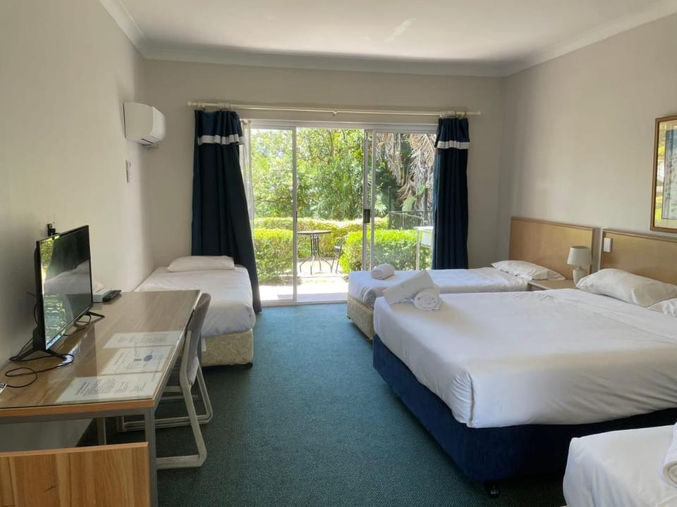 Seaside Garden Hotel Resort in Wamberal
