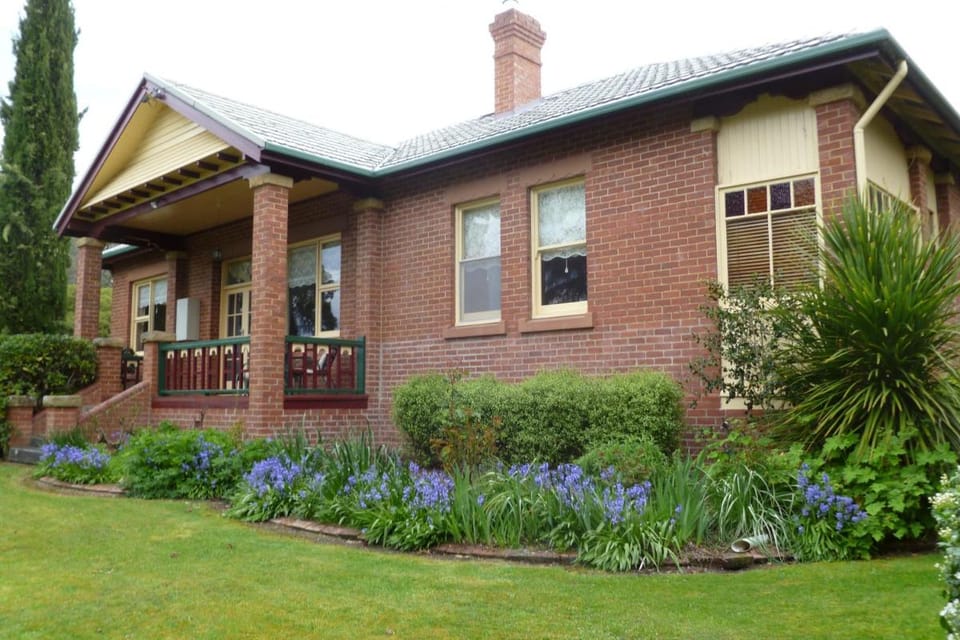 Donalea Bed & Breakfast Bed and Breakfast in Tasmania