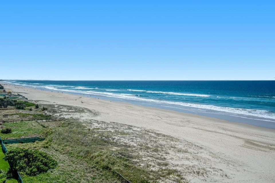 Dorchester On The Beach Apartment hotel in Surfers Paradise