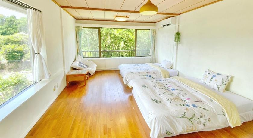 Guest House Iriwa Hotel in Okinawa Prefecture