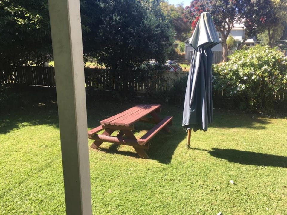 Apollo Bay Backpackers Hotel in Apollo Bay