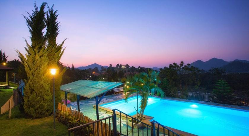TonSilp Art Home Resort in Thailand