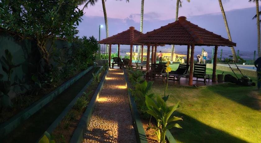 Anjayu Villa - The House Of Ayurveda Hotel in Wadduwa