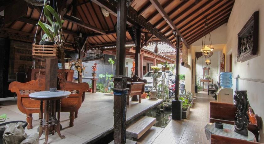 Griya Nalendra Guest House Hotel in Yogyakarta