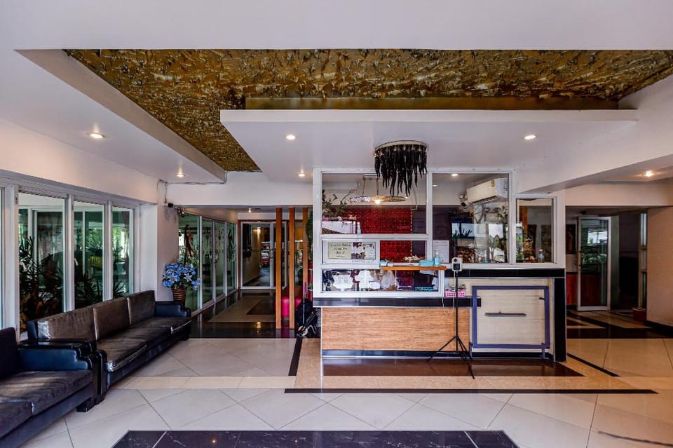 Latin Garden Hotel in Bangkok