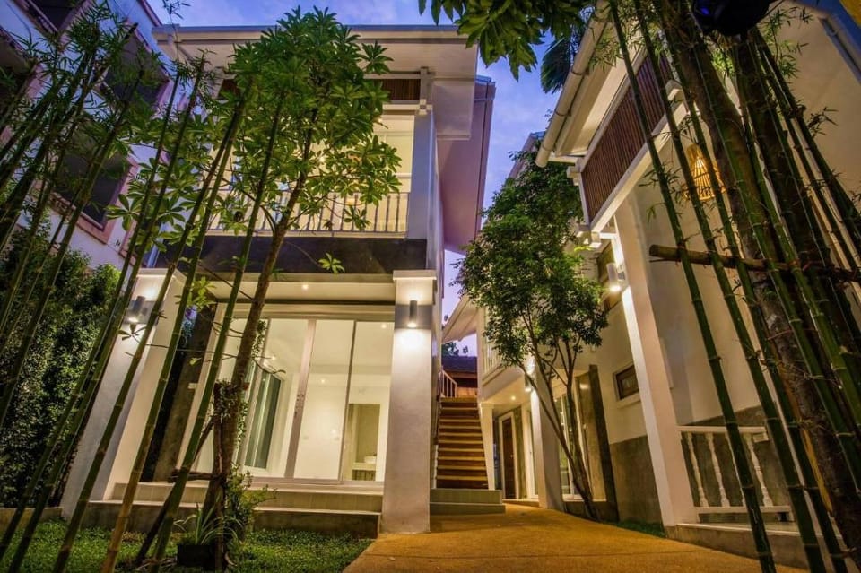 Changmoi House Little Village Bed and Breakfast in Chiang Mai