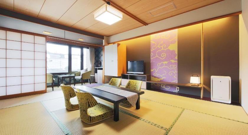 Matsunoyu Hotel Ryokan in Japan