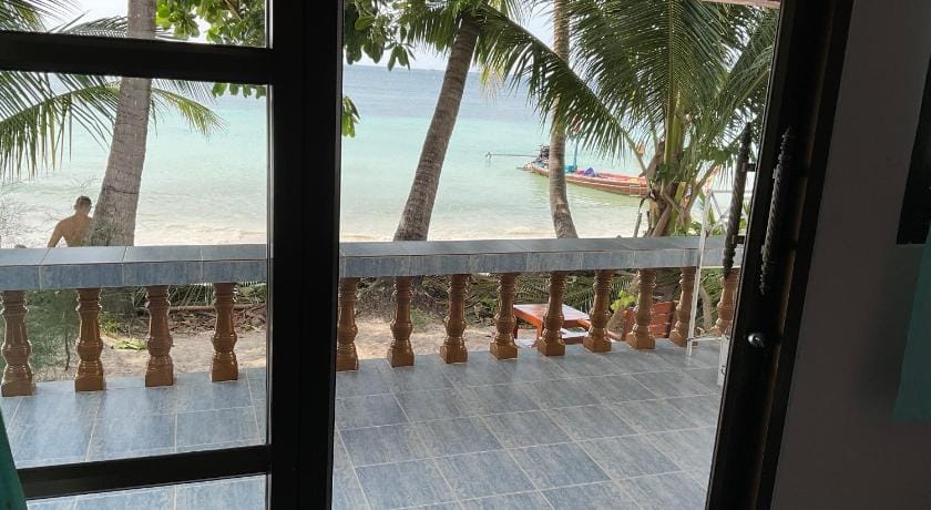 Island Spa Resort Hotel in Ko Tao