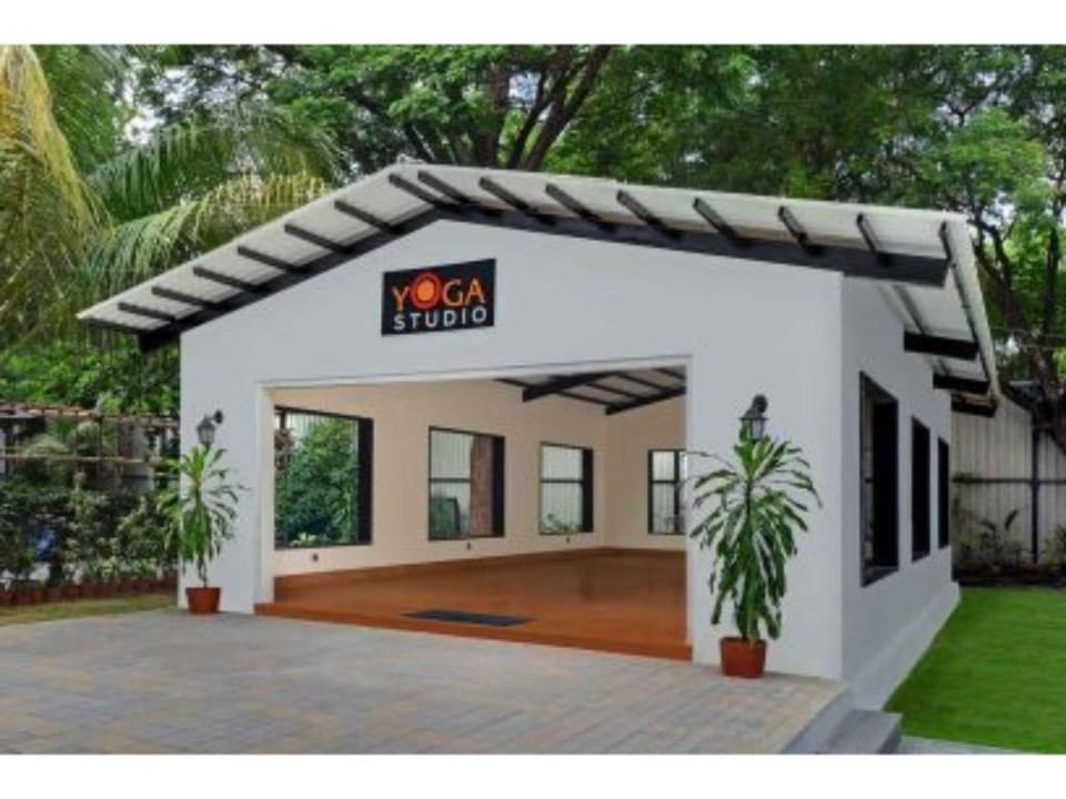 Hotel Sunderban Hotel in Pune