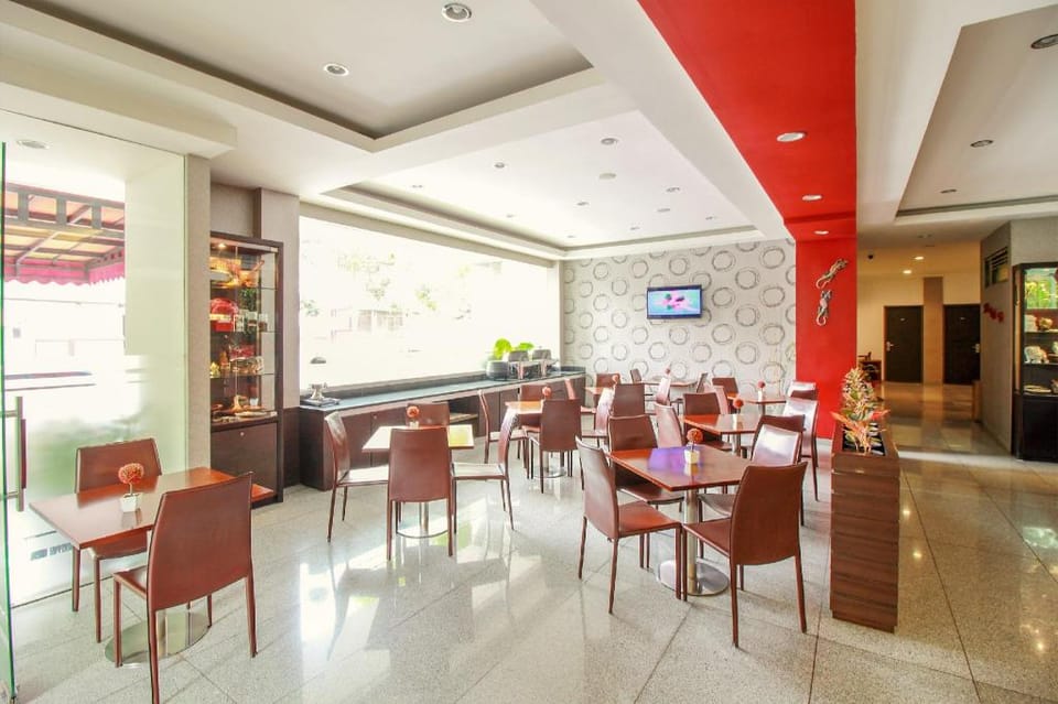 Collection O Pasteur Near Paris Van Java Mall Formerly Sweet Karina Hotel in Bandung