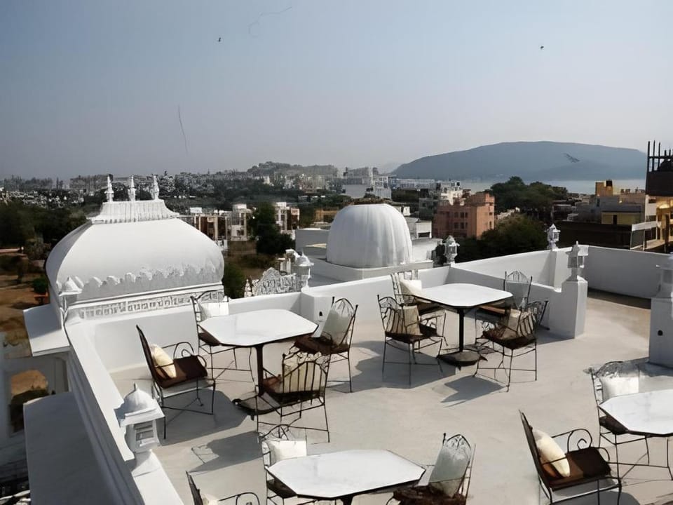 Hotel Moti Mahal Muroli Hotel in Udaipur