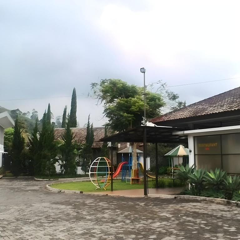 New Mountain Springs Hotel & Resort Hotel in Lembang