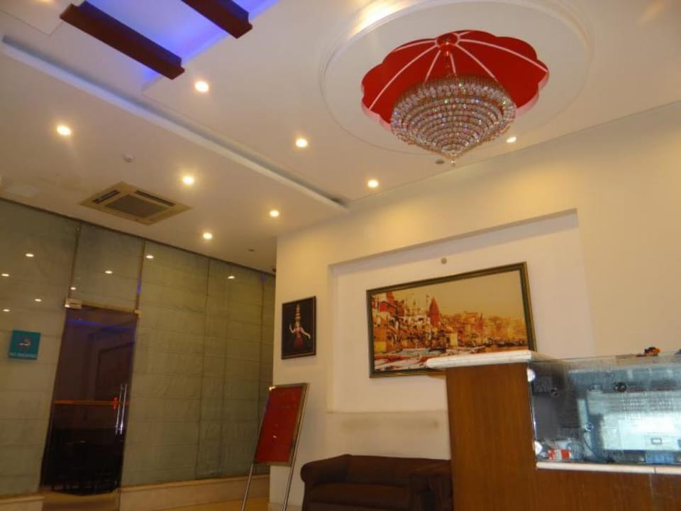 Hotel Janhvi International Hotel in Varanasi