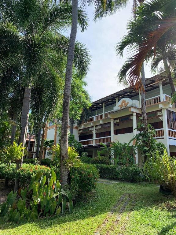 Rattana Guesthouse & Bungalow Hotel in Ko Samui