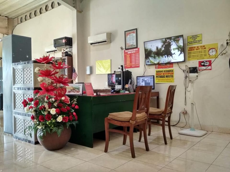 Imam Bonjol Hostel Semarang Vacation rental in Indonesia