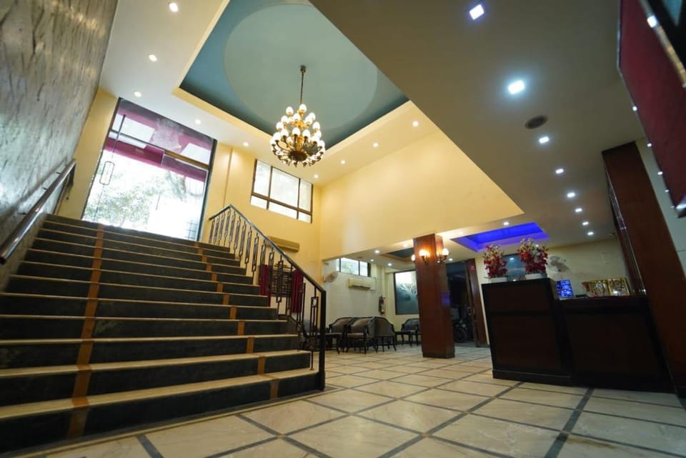 Hotel Saket Hotel in Uttar Pradesh