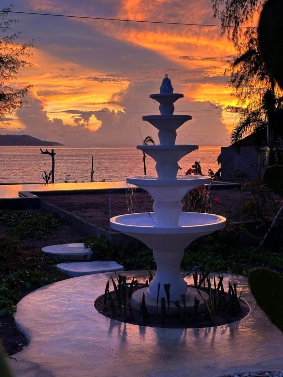 7SEAS Cottages Campground/ 
RV Resort in Pemenang