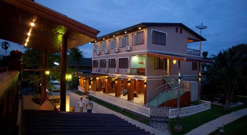 Srisawat Resort Resort in Thailand