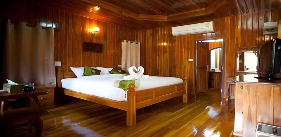 Srisawat Resort Resort in Thailand