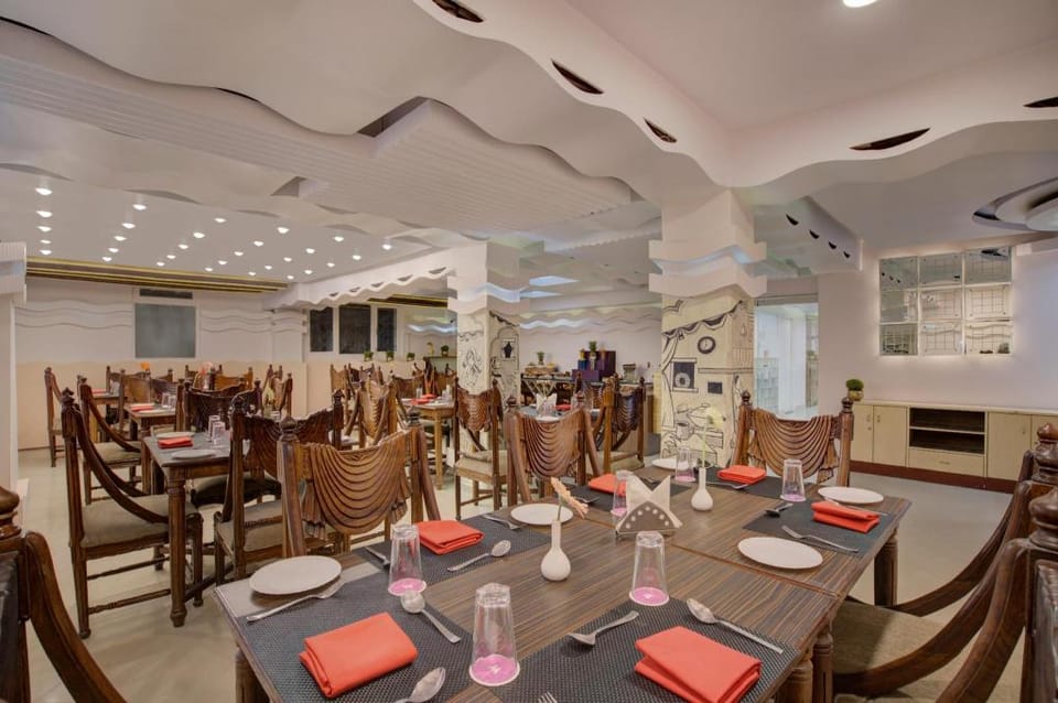 Mount Conifer Suites & Spa, Darjeeling Hotel in Darjeeling