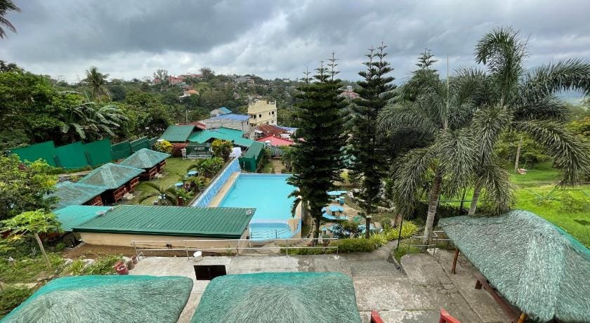 Little Falls Inn Tagaytay Resort in Tagaytay