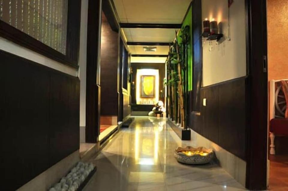 Hotel Madhuban Dehradun Hotel in Dehradun