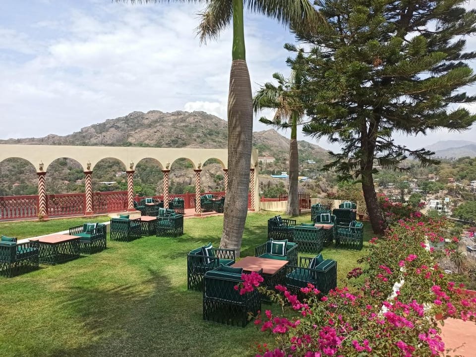 Hotel The Jaipur House Hotel in Gujarat