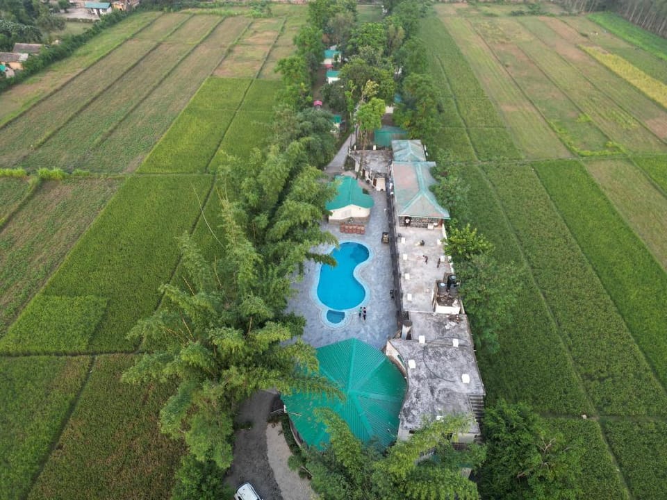 Ashoka Tiger Trail By VistaLux Hotel in Uttarakhand