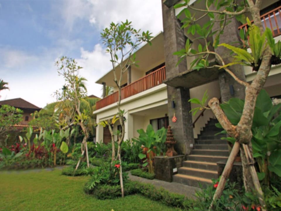 Bumi Muwa Accommodation Bed and Breakfast in Ubud