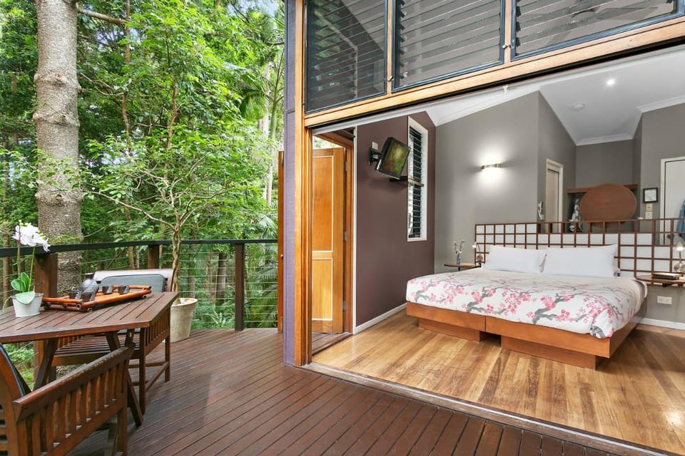 Azabu Retreat Bed and Breakfast in Byron Bay